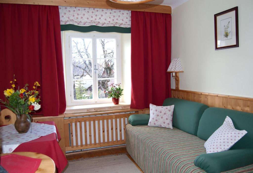 Gasthaus Gossler Hotell Mühlen Rom bilde